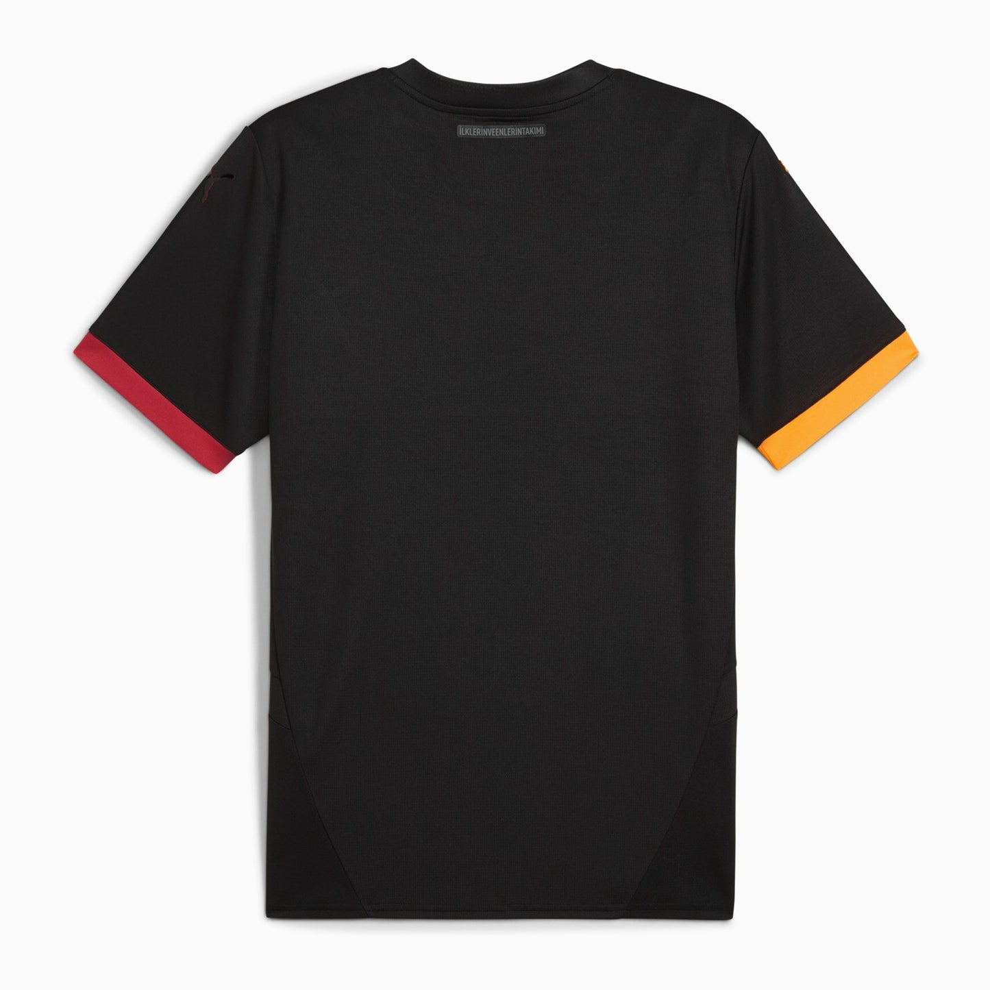 Galatasaray 2025 Blackout Kit Player Issue