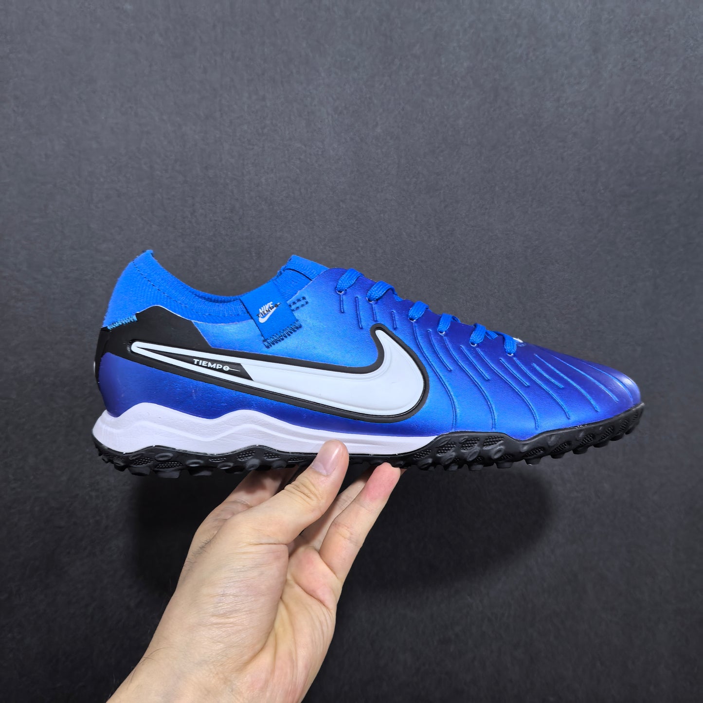 Tiempo Legend 10 Elite “Mad Ambition” Indoor