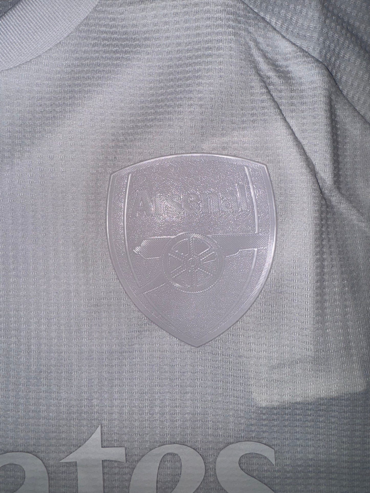 Arsenal Player Issue “No More Red”