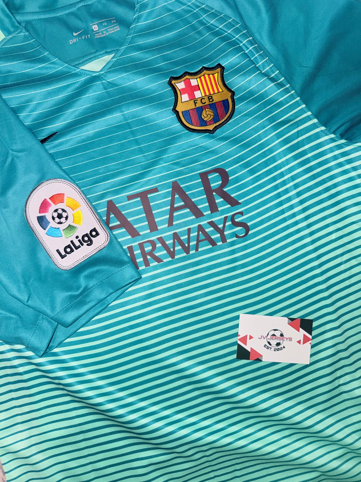 Barcelona 16/17 Away Retro