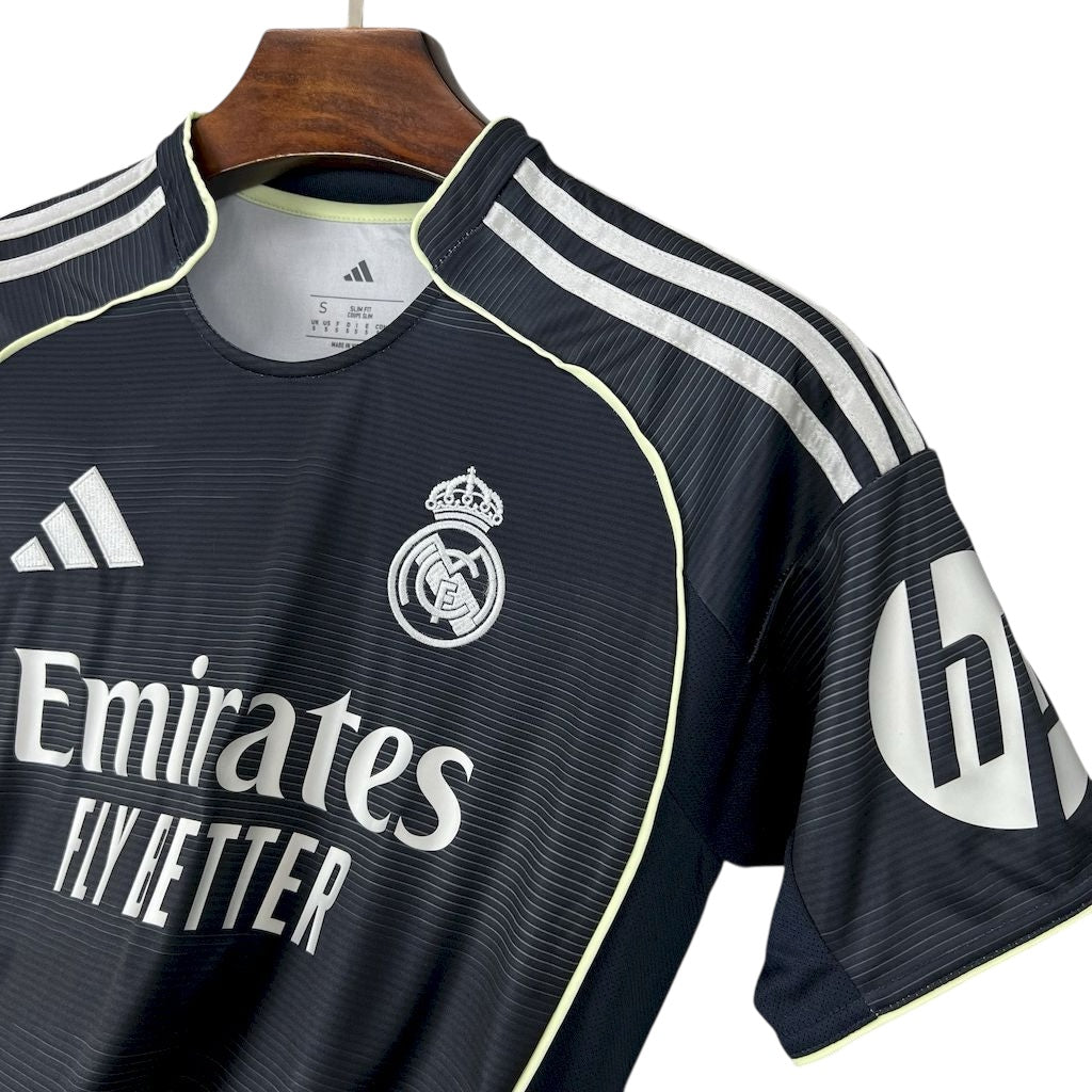 Real Madrid 2025/2026 Away Standard