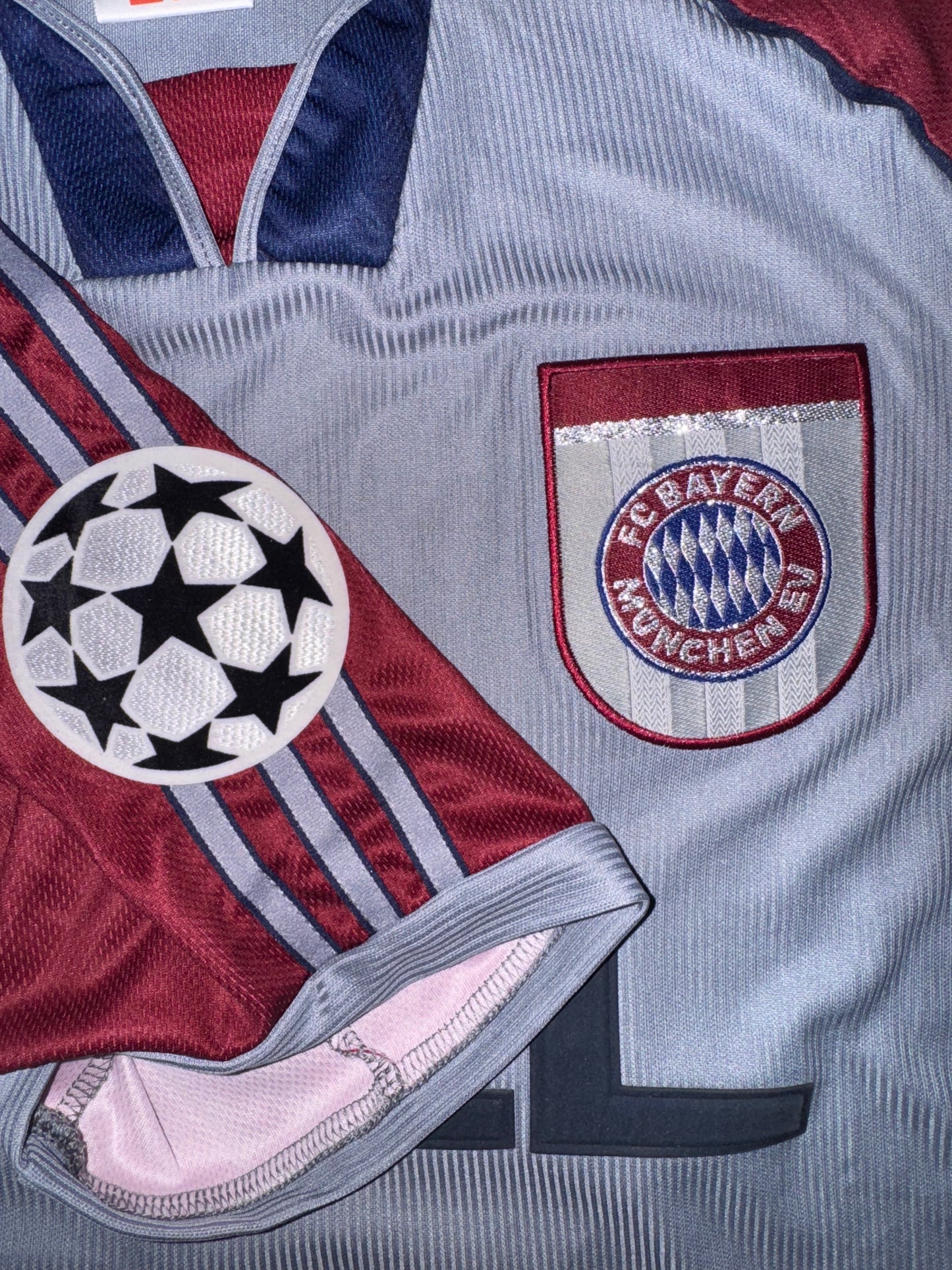 Bayern Munich 1998/1999 Away Retro