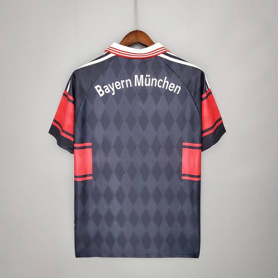 Bayern Munich 1997/99 Away Retro
