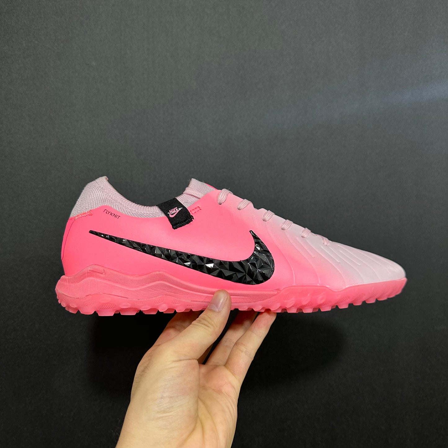 Tiempo Legend 10 Elite “Pink Foam” Indoor