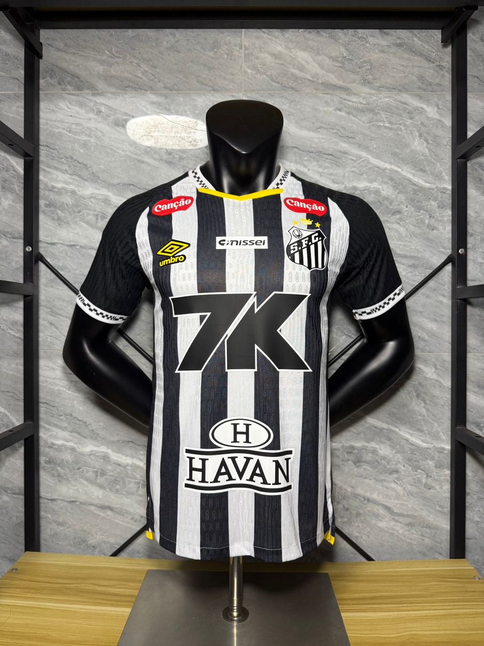 Santos 2025 Home Player Issue