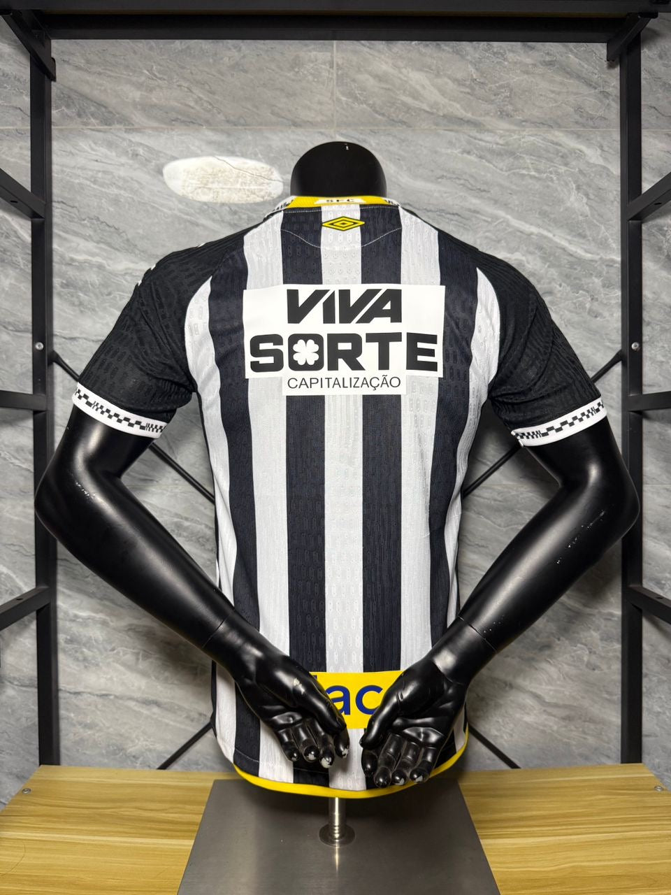 Santos 2025 Home Player Issue