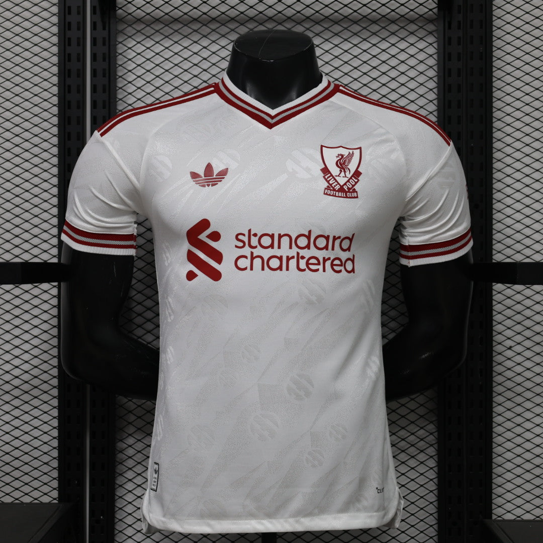 Liverpool 2026/2027 Away Player Issue