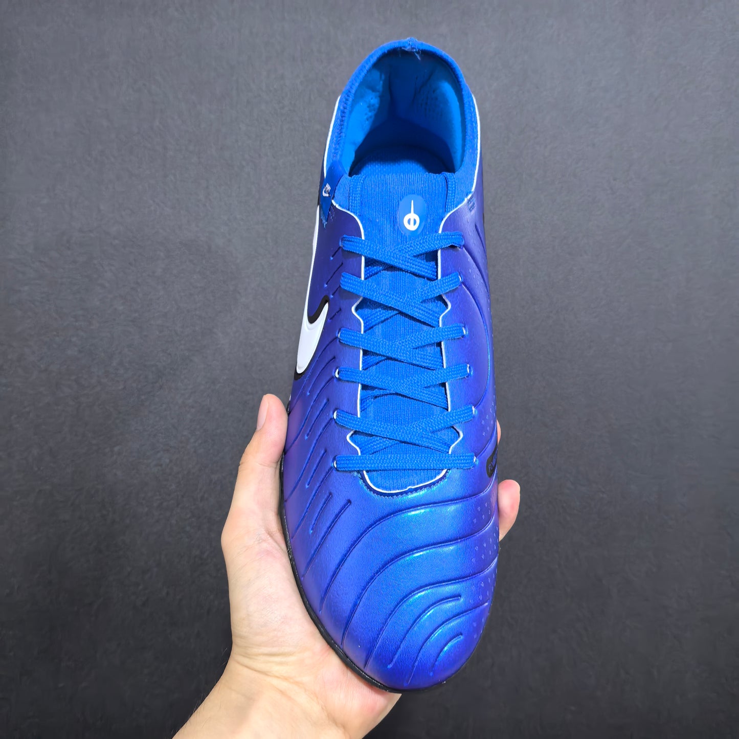 Tiempo Legend 10 Elite “Mad Ambition” Indoor