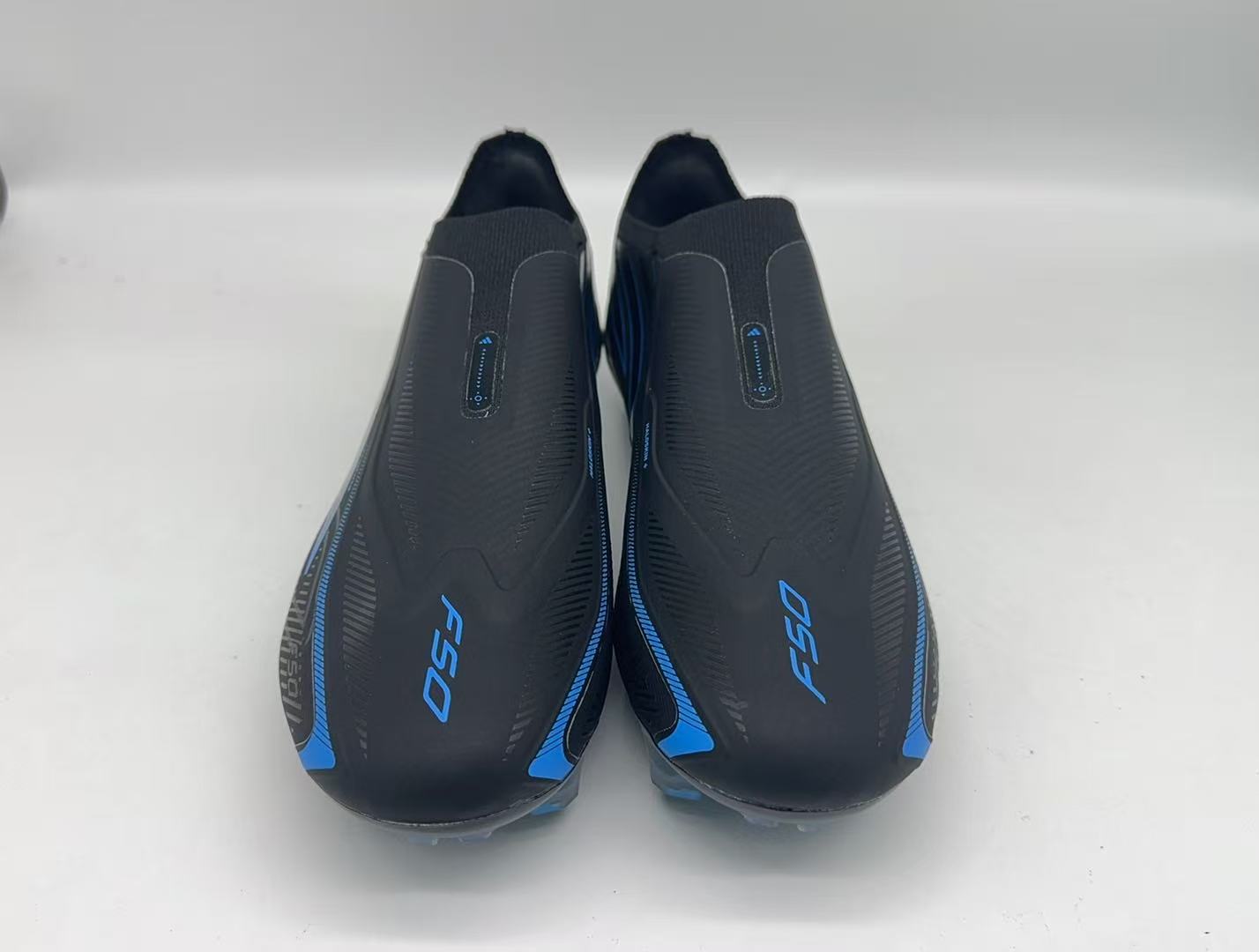 F50 Elite Laceless Hyperfast “Black Pack”