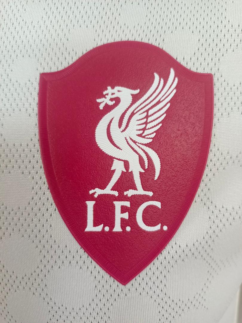 Liverpool 2025/2026 Away Player Issue