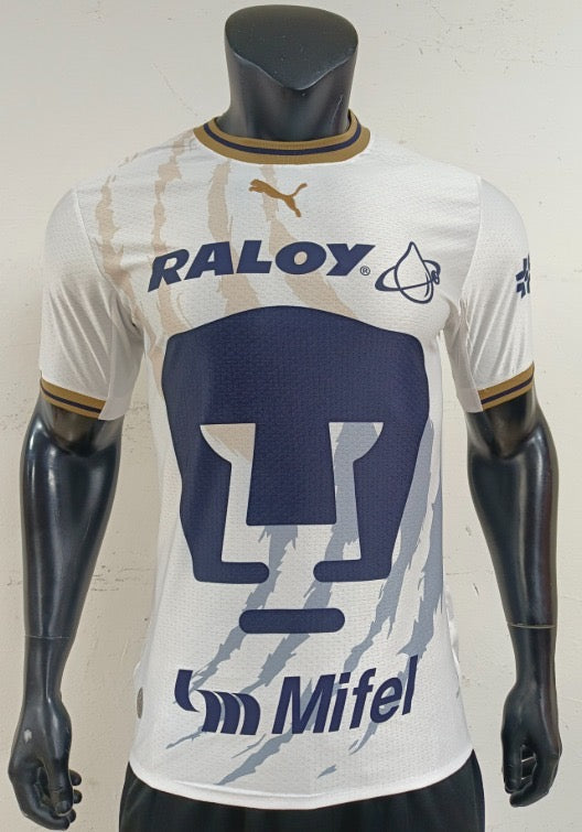 Pumas Away 2026/2027 Player