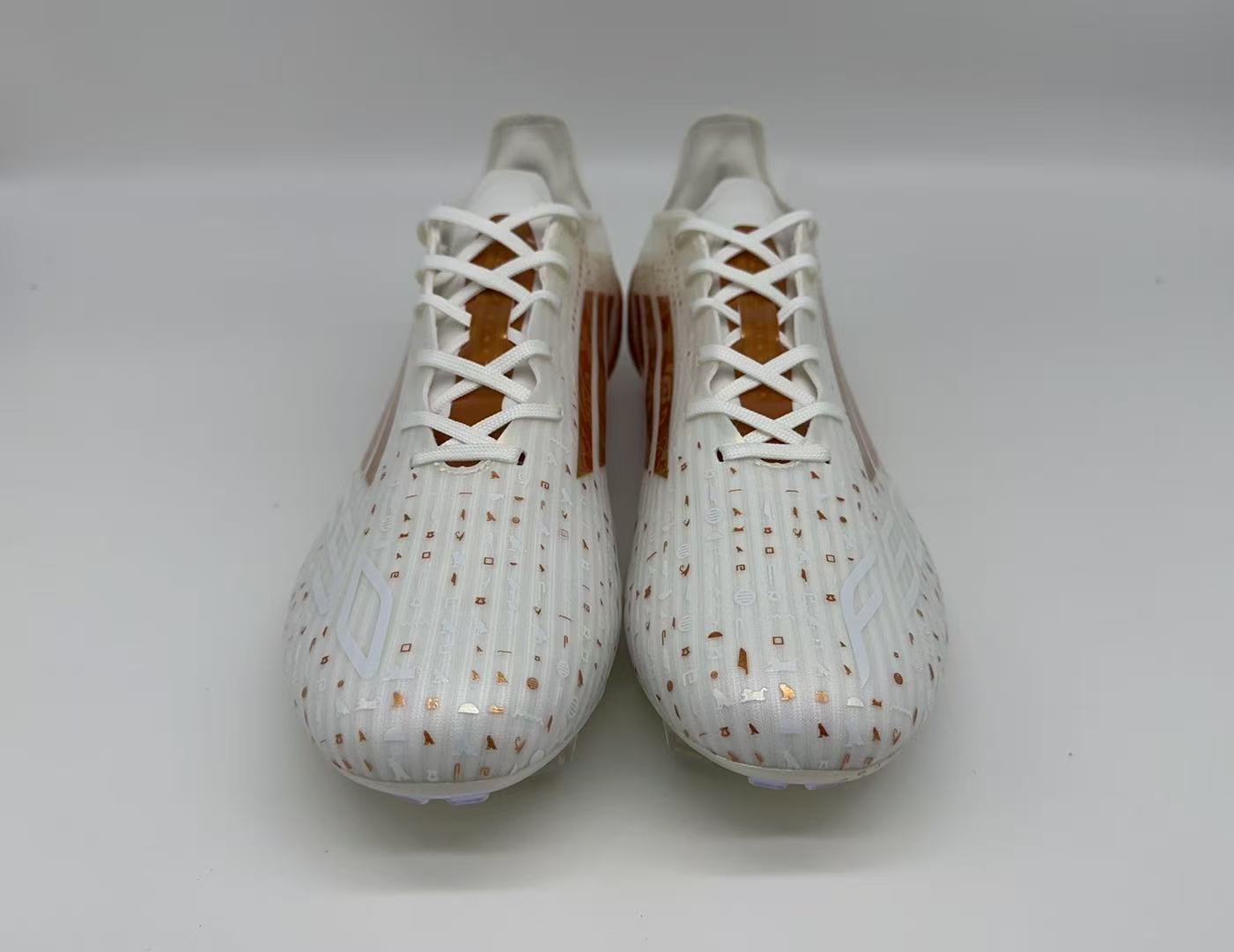 F50 Elite X Mo Salah