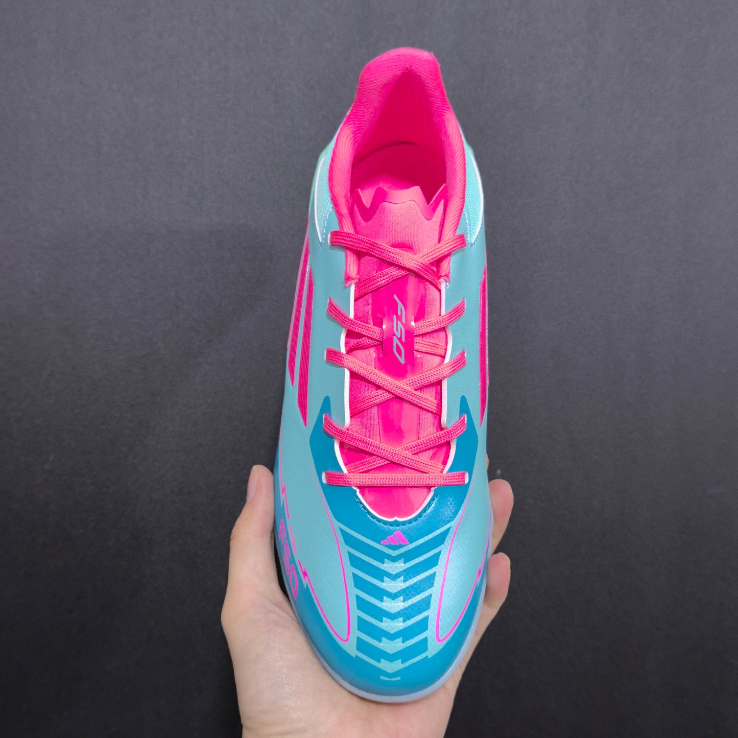F50 Laces Elite “La Vida Tropical” Indoor