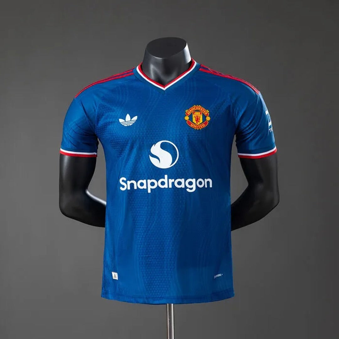 Manchester United 2026/2027 Away Player Issue