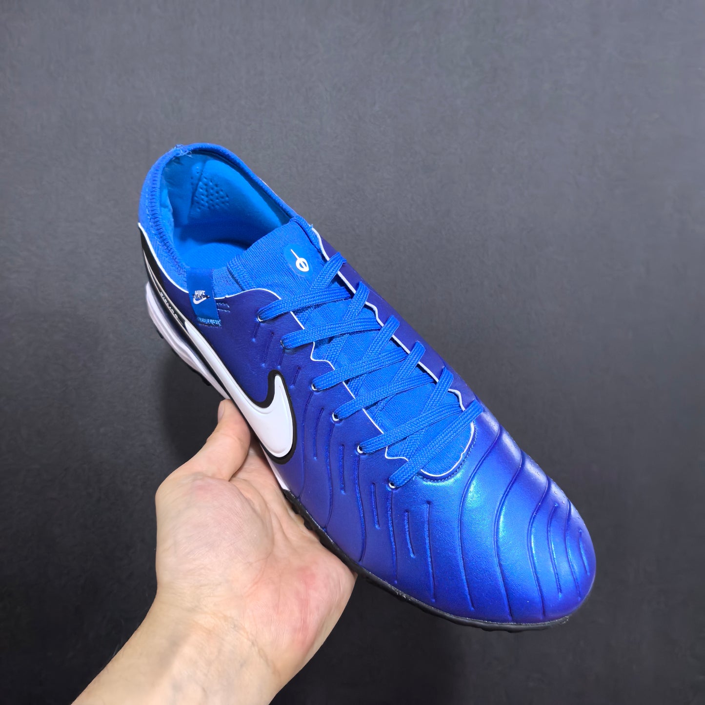 Tiempo Legend 10 Elite “Mad Ambition” Indoor