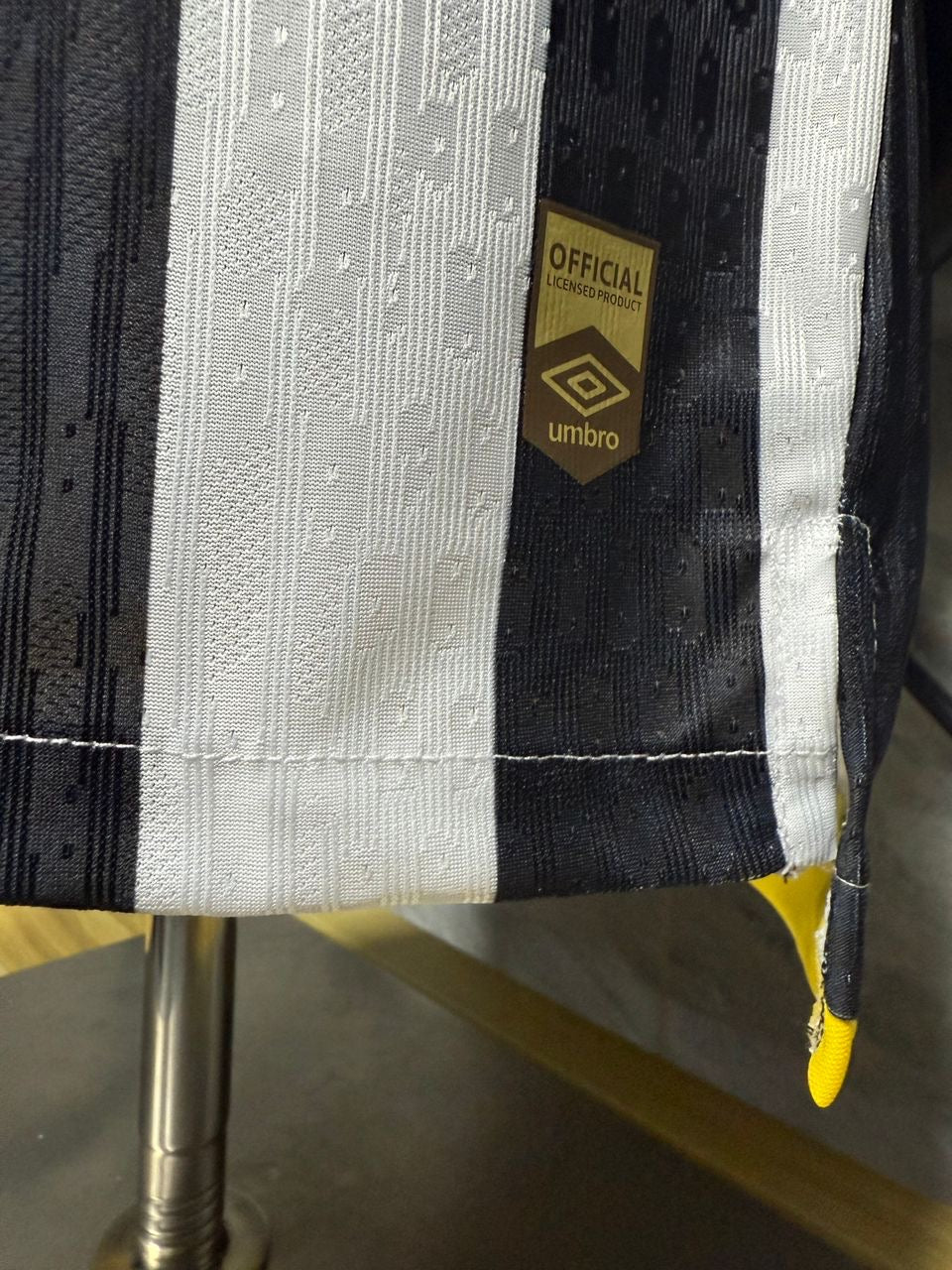 Santos 2025 Home Player Issue