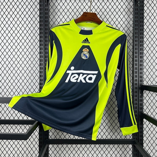 Real Madrid 99/00 Goalkeeper Retro