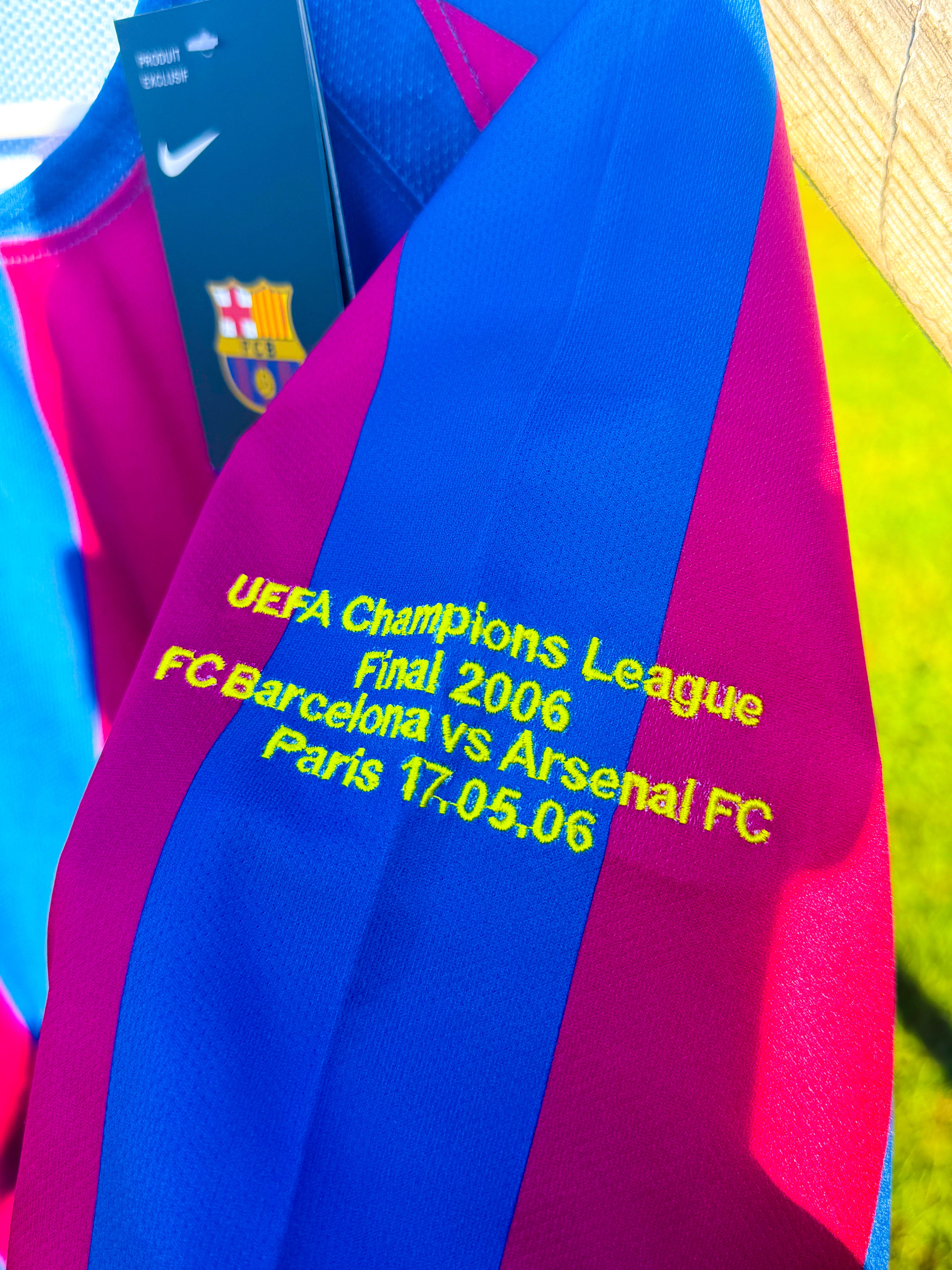 FC Barcelona 05-06シーズン　ホーム　長袖　メンズｌ FCバルセロナ プレマッチ アウェイスウェットシャツ 24/25