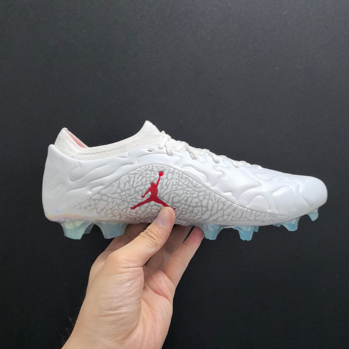 Tiempo Maestri X Jordan Pearl White