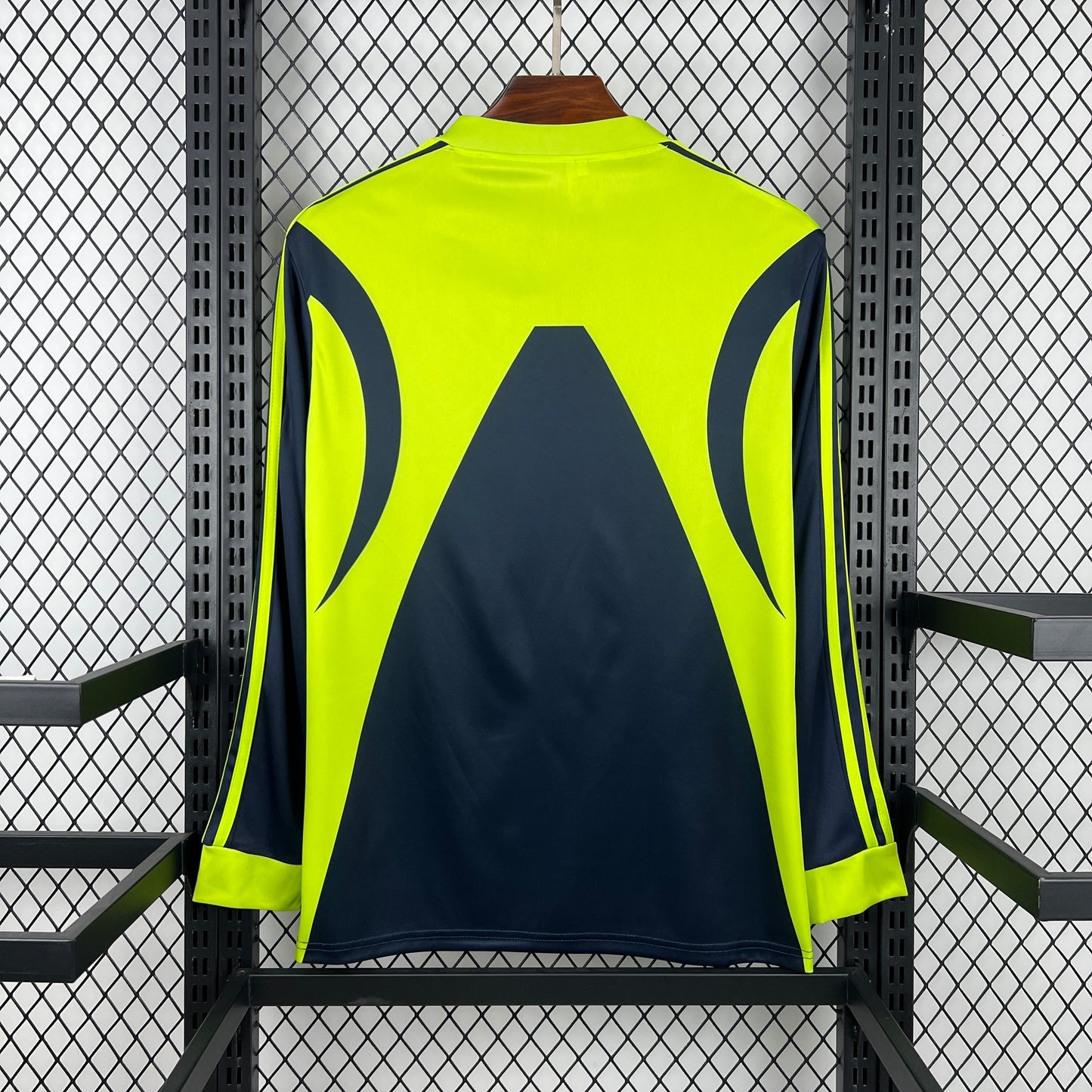 Real Madrid 99/00 Goalkeeper Retro