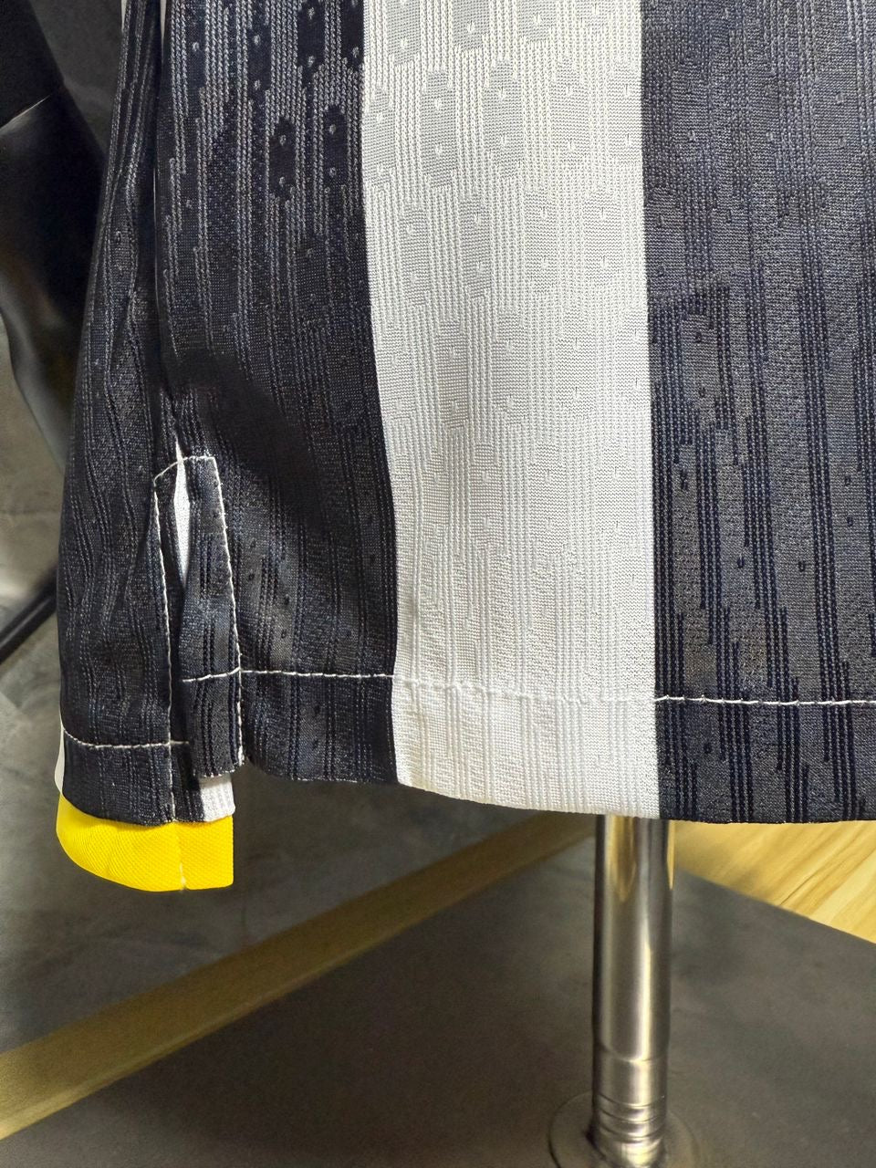 Santos 2025 Home Player Issue