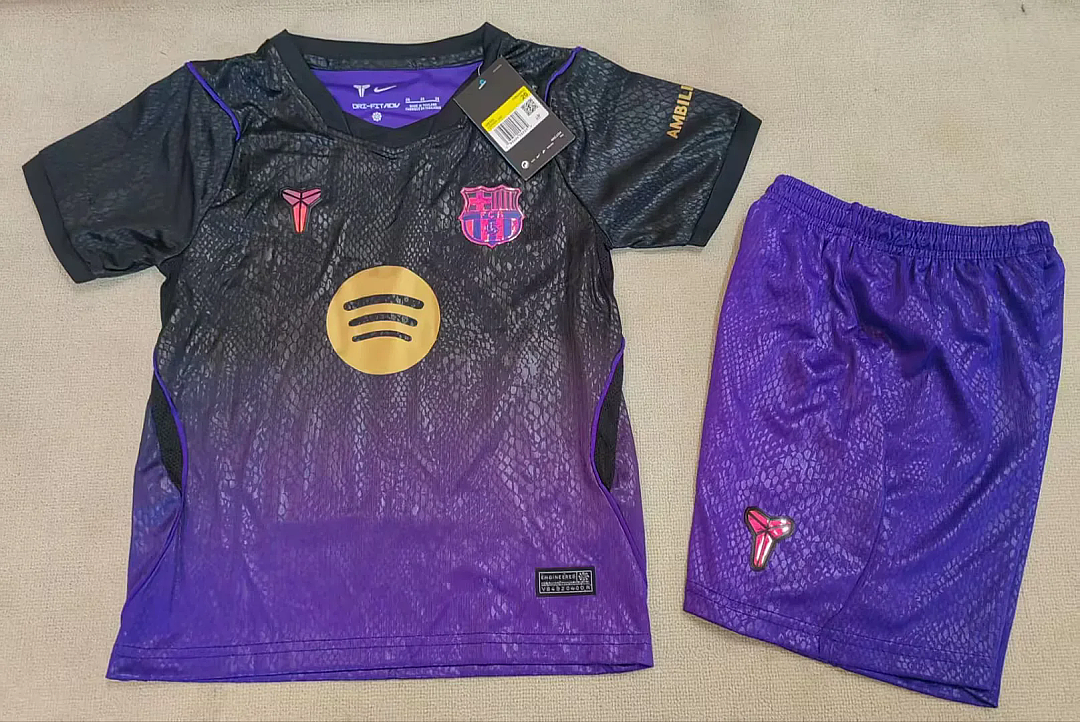Barcelona 2026/2027 Away Kids