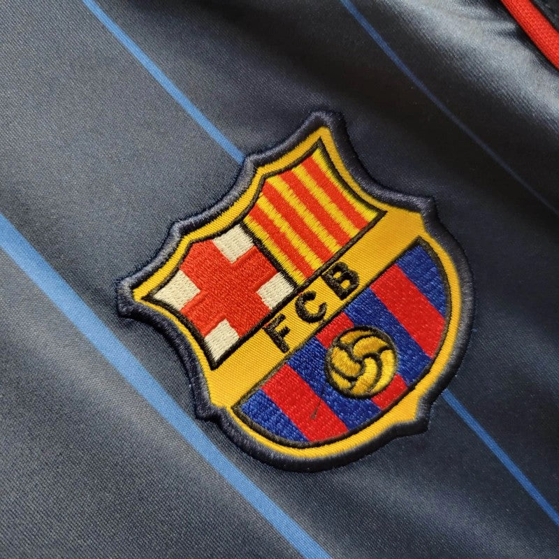 Barcelona 04/05 Away Retro