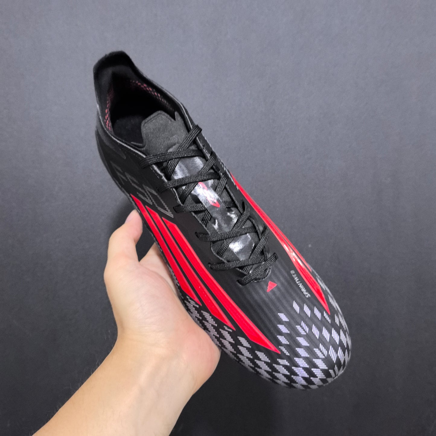 F50 Laceless “Immortal DNA”