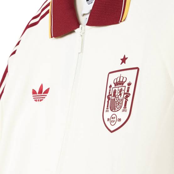 Spain jacket & Pants (2 Stars)