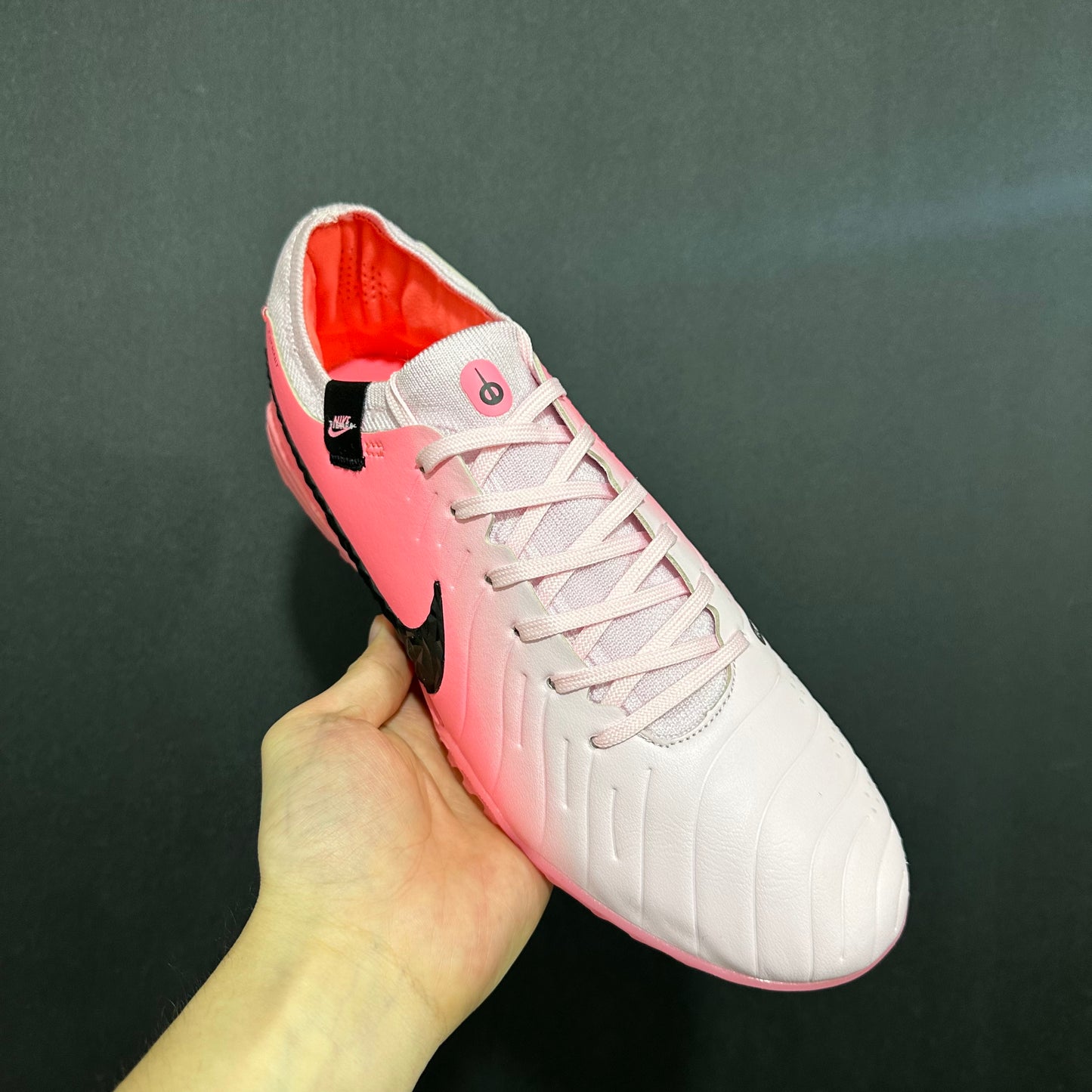 Tiempo Legend 10 Elite “Pink Foam” Indoor